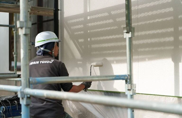 岩佐塗装ｌ水性塗料と油性塗料どっちがいい？ｌ松江市の外壁塗装なら株式会社岩佐塗装